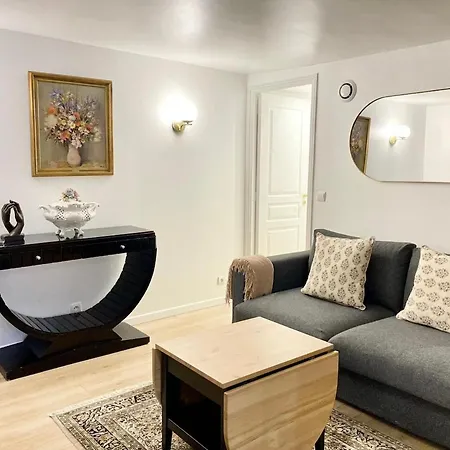 Apartment Luxury In The Golden Triangle -